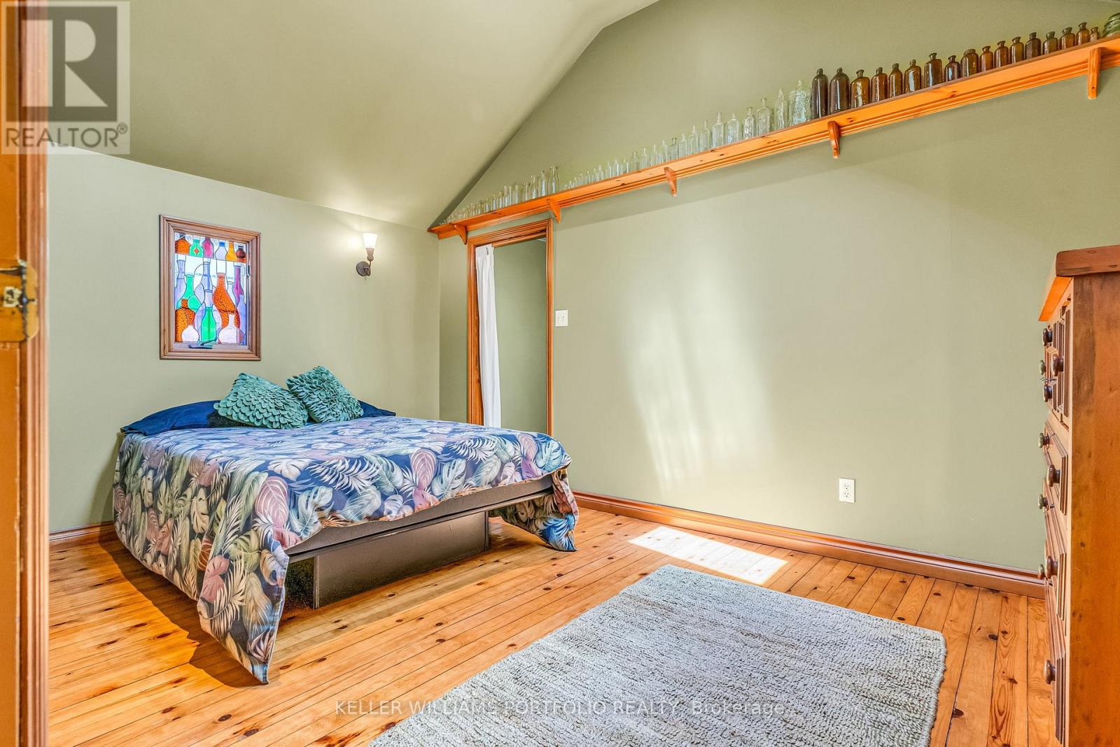 42 Forty First Street, Toronto, Ontario  M8W 3N6 - Photo 12 - W12163602