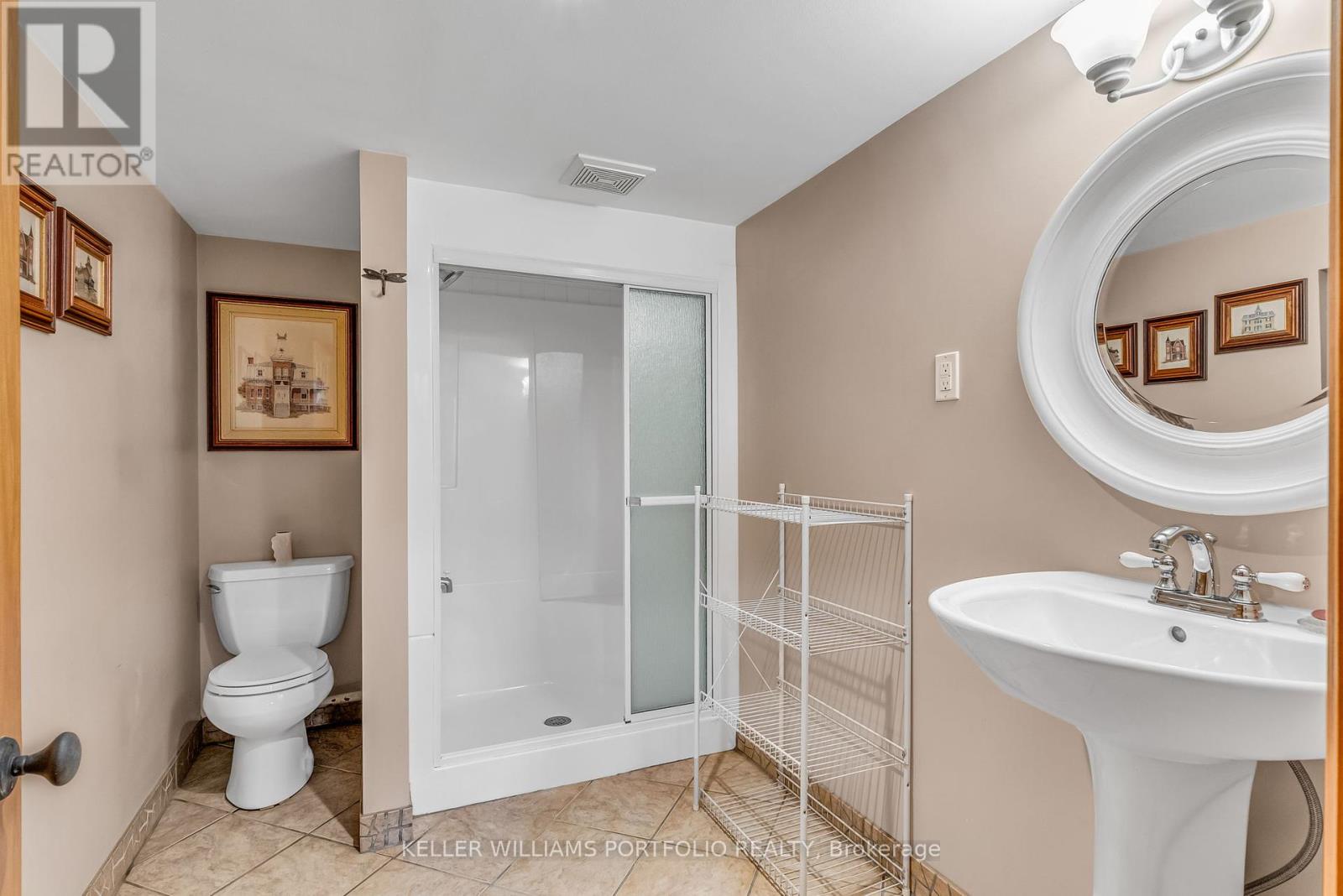 42 Forty First Street, Toronto, Ontario  M8W 3N6 - Photo 28 - W12163602