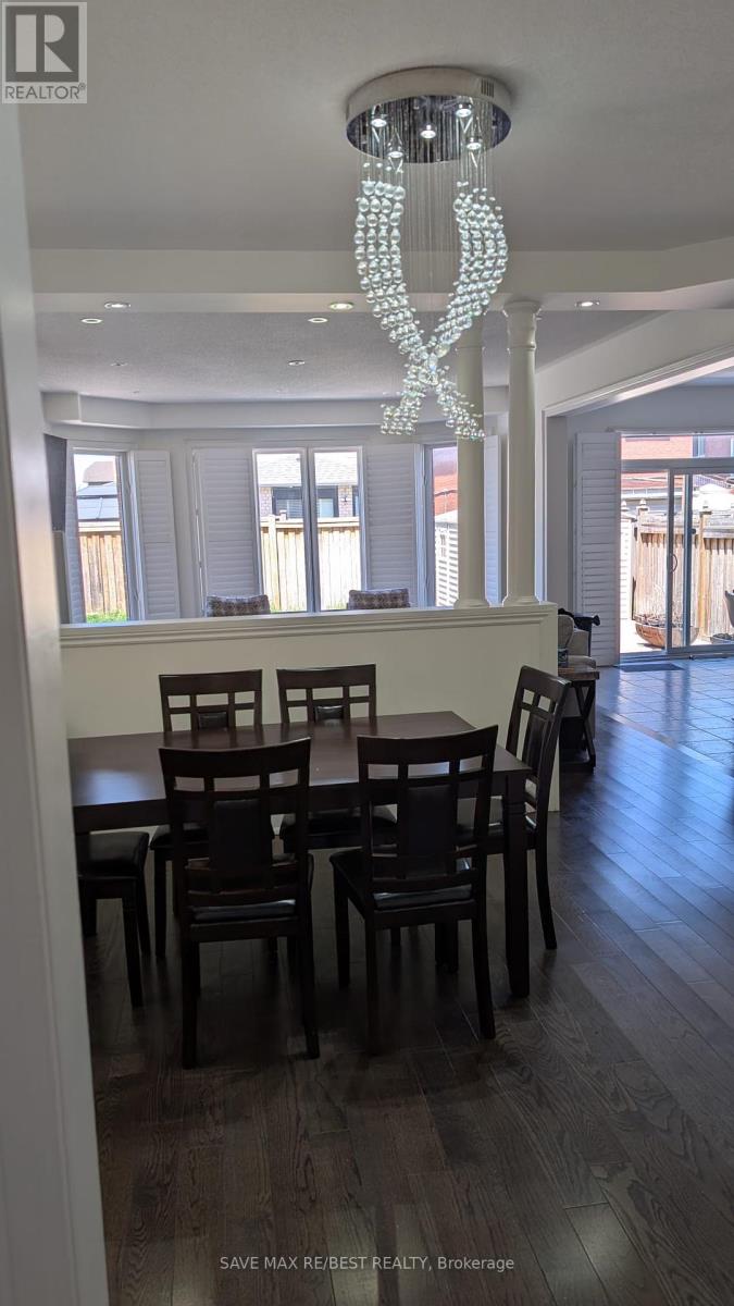 18 Harpreet Circle, Toronto, Ontario  M9W 0E1 - Photo 7 - W12163607