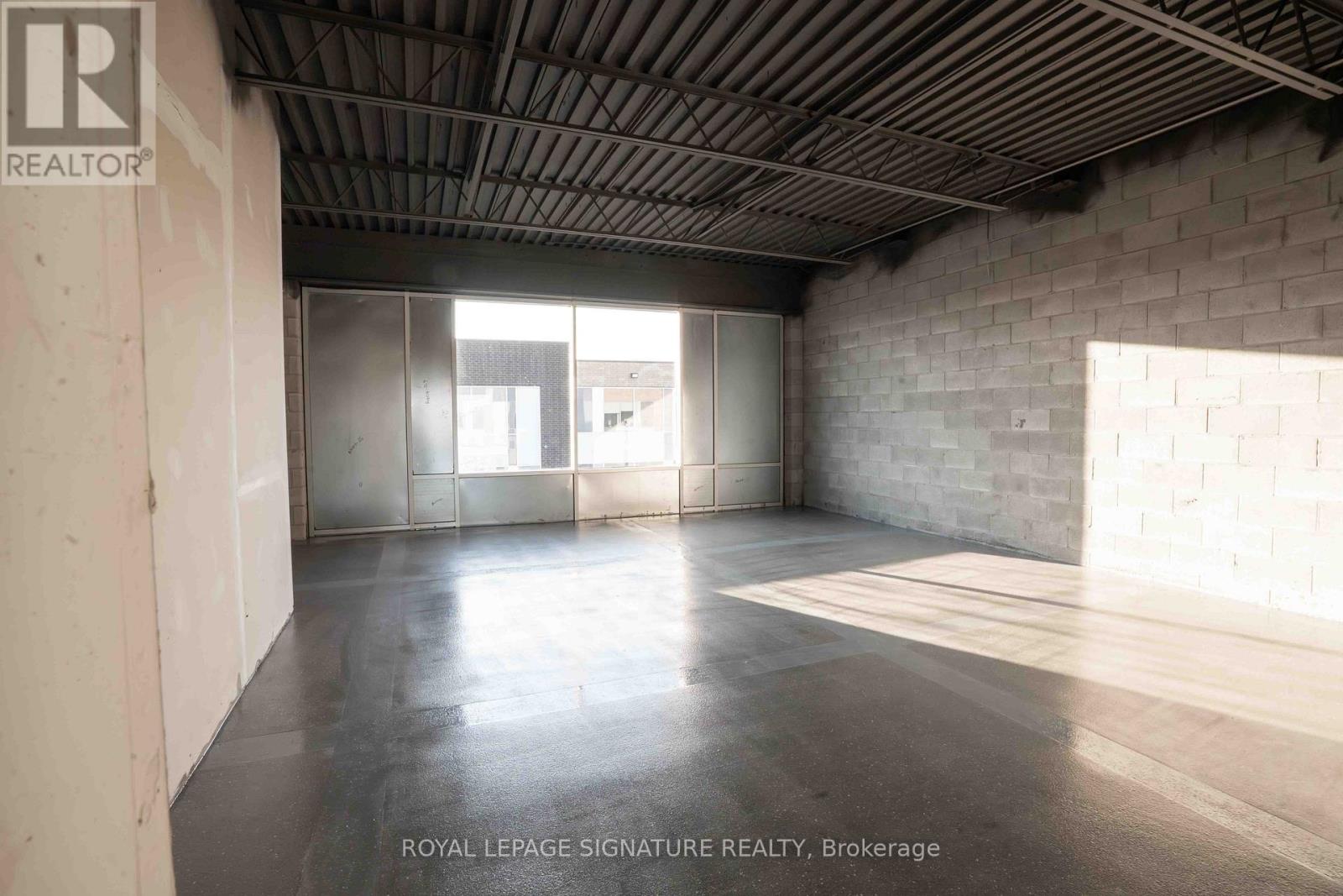 11a - 1235 Queensway E, Mississauga, Ontario  L4Y 0G4 - Photo 11 - W12163610