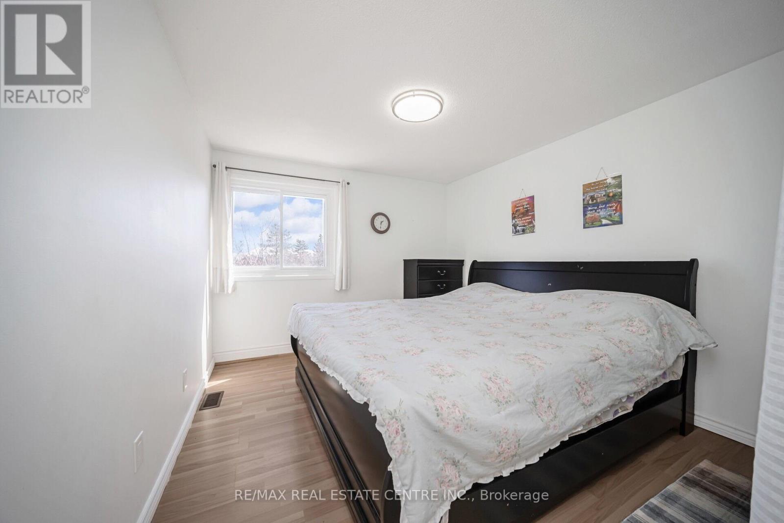24 Jackman Drive, Brampton, Ontario  L6S 2L7 - Photo 12 - W12163637