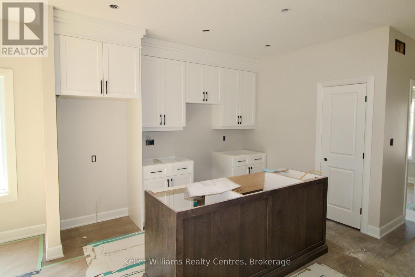 221124 Grey Road 9, West Grey, Ontario  N0G 2M0 - Photo 2 - X12017955