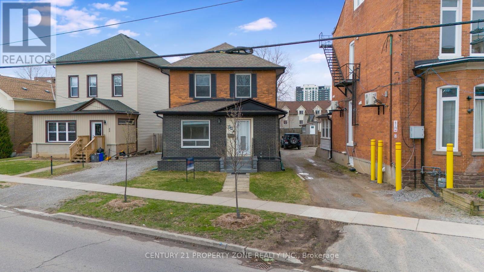 86 WELLAND AVENUE, St. Catharines, Ontario