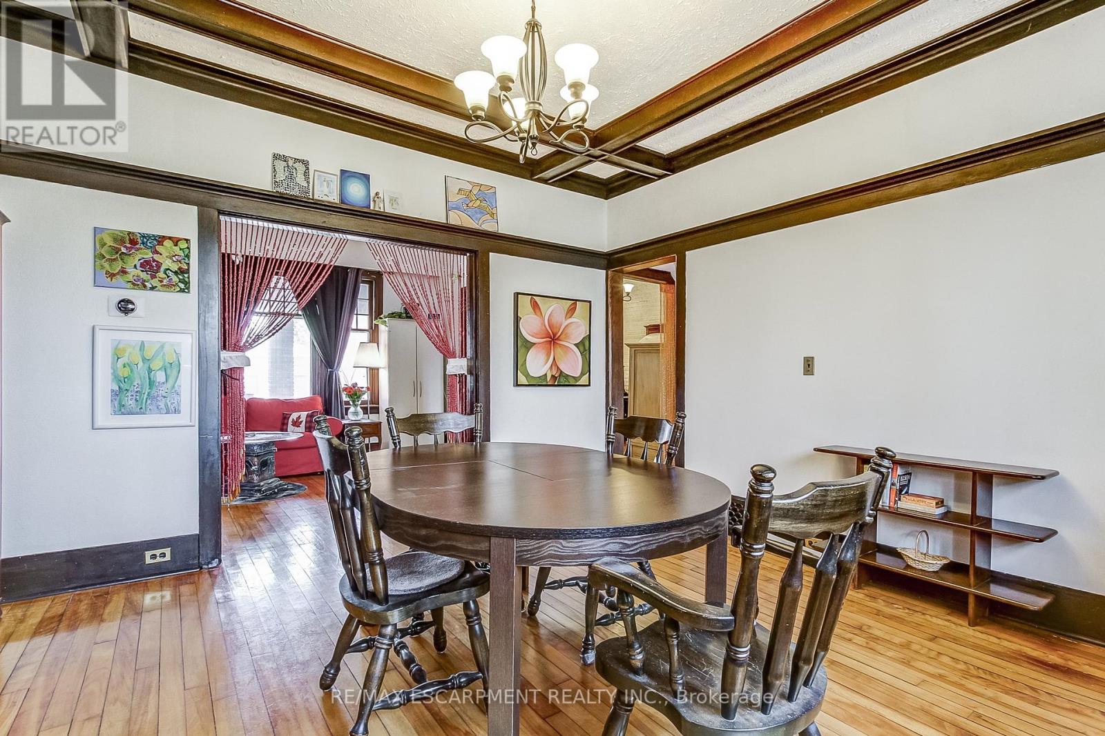51 Canada Street, Hamilton, Ontario  L8P 1P1 - Photo 14 - X12163621