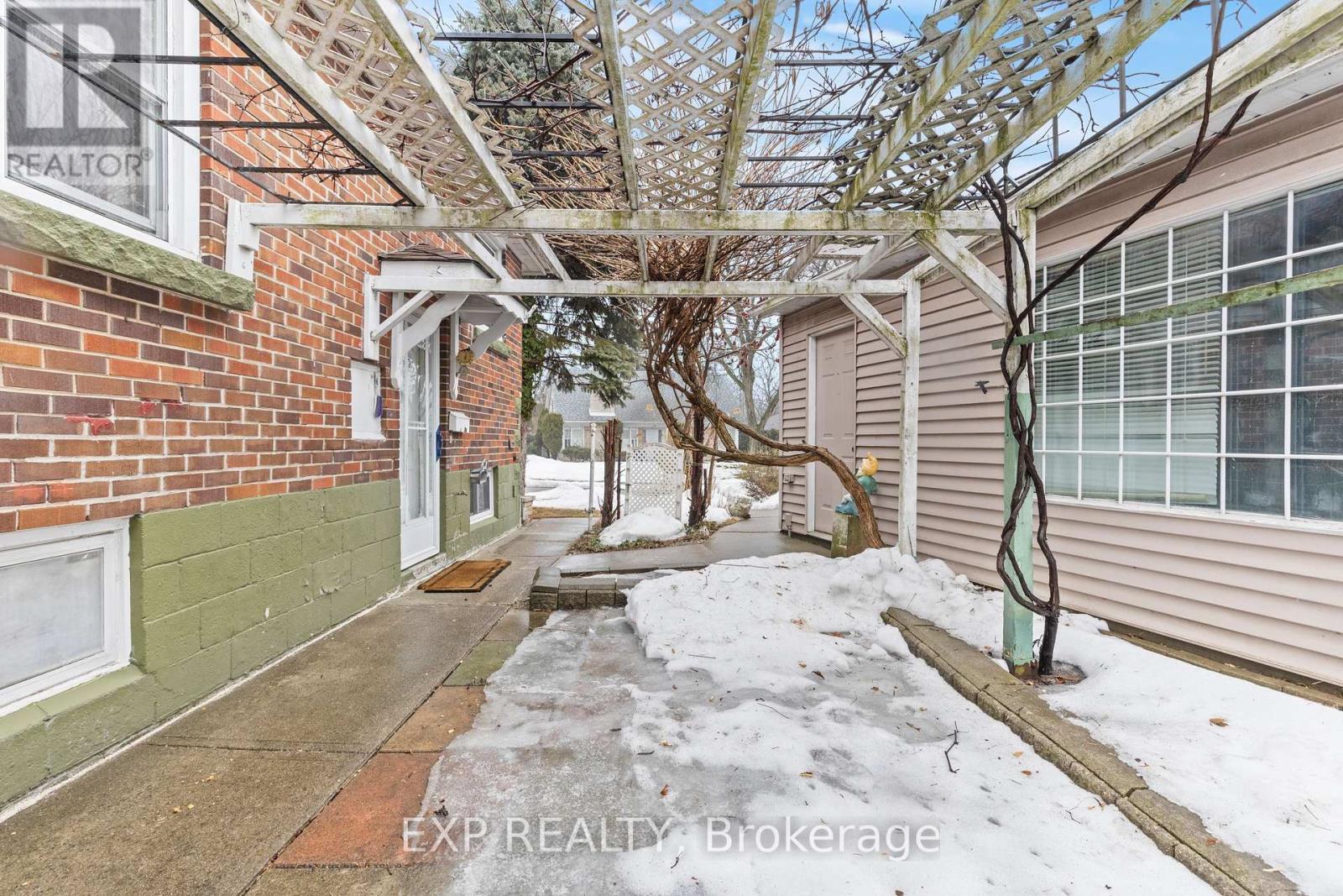 292 Glenholme Avenue, Hamilton, Ontario  L8K 3M3 - Photo 29 - X12163647
