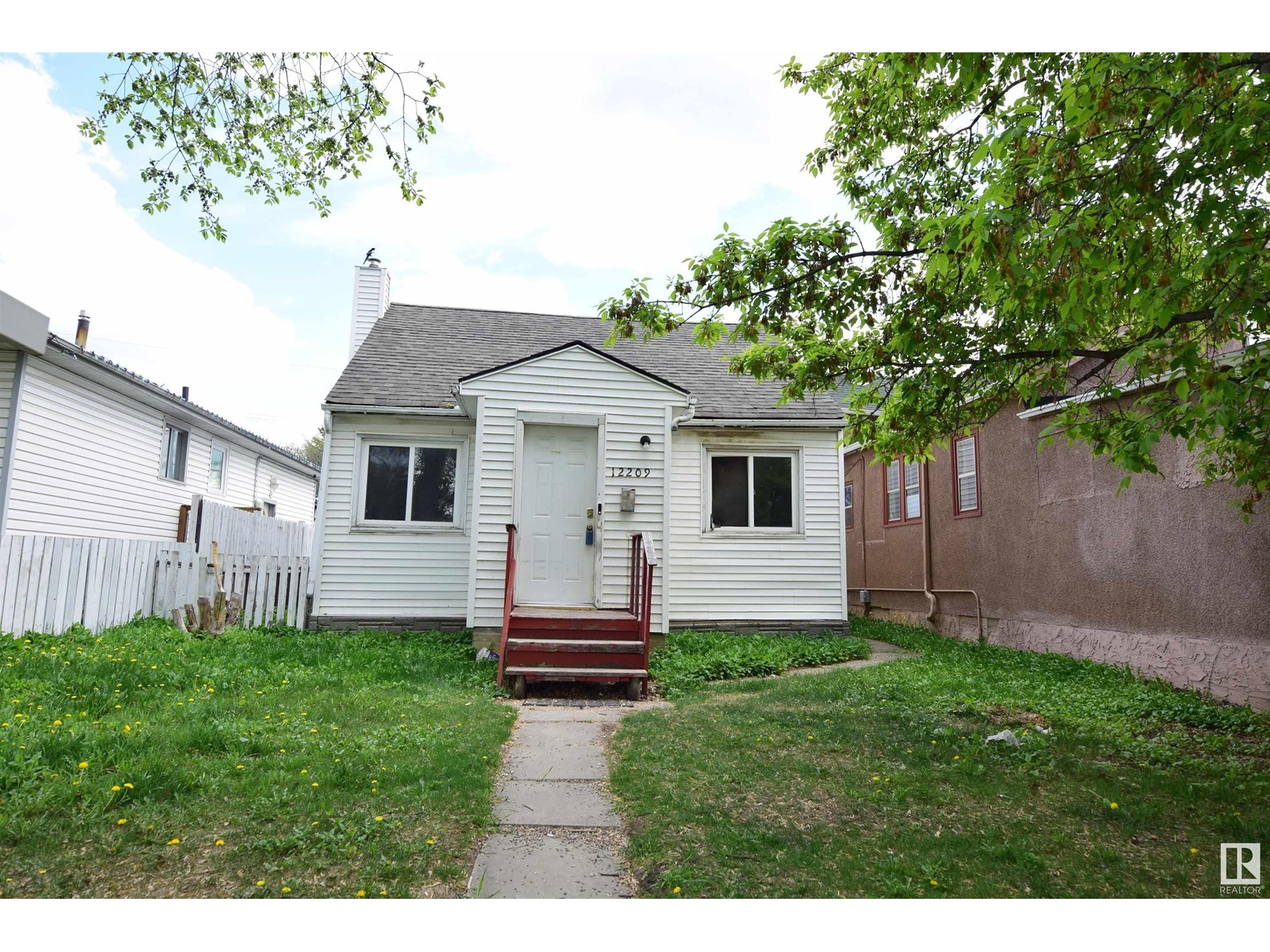 12209 92 ST NW, edmonton, Alberta