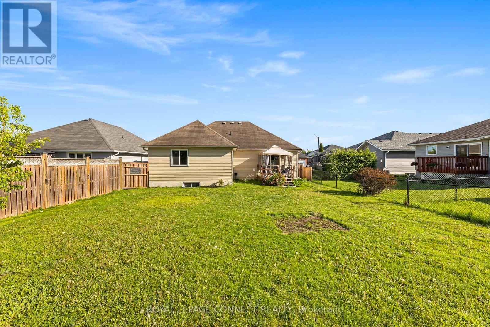 25 Springdale Drive, Kawartha Lakes, Ontario  K9V 4R1 - Photo 35 - X12163490