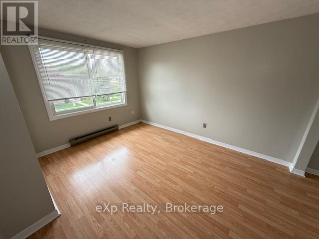 29 - 850 Walsh Street W, Kincardine, Ontario  N2Z 1P1 - Photo 12 - X12163791