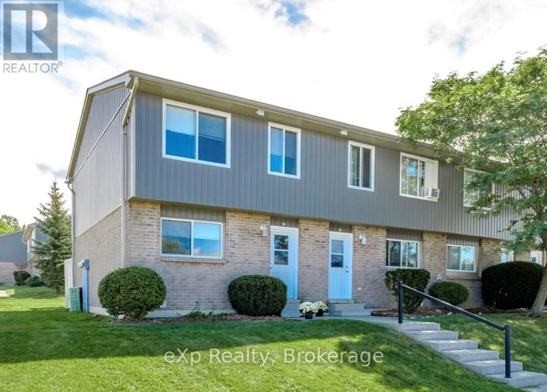 29 - 850 Walsh Street W, Kincardine, Ontario  N2Z 1P1 - Photo 2 - X12163791