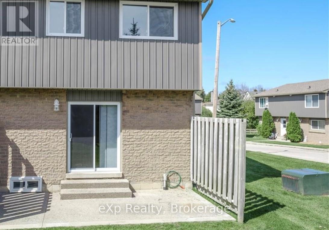 29 - 850 Walsh Street W, Kincardine, Ontario  N2Z 1P1 - Photo 5 - X12163791