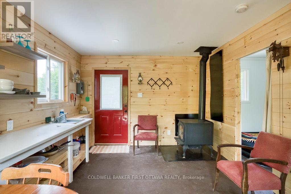 2062 Cross Road, Frontenac (Frontenac Centre), Ontario  K0H 2B0 - Photo 5 - X12163825