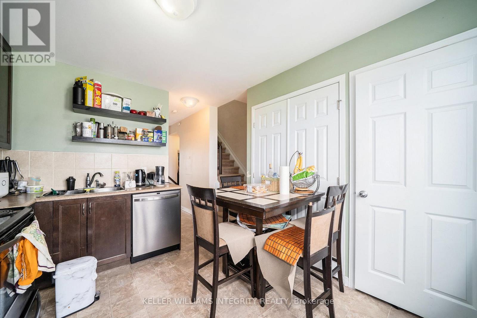 256 Espin Heights, Ottawa, Ontario  K2J 0Y8 - Photo 9 - X12163829