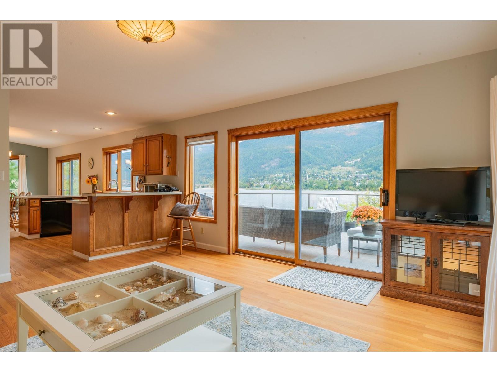 350 Johnstone Road, Nelson, British Columbia  V1L 6J1 - Photo 46 - 10348576