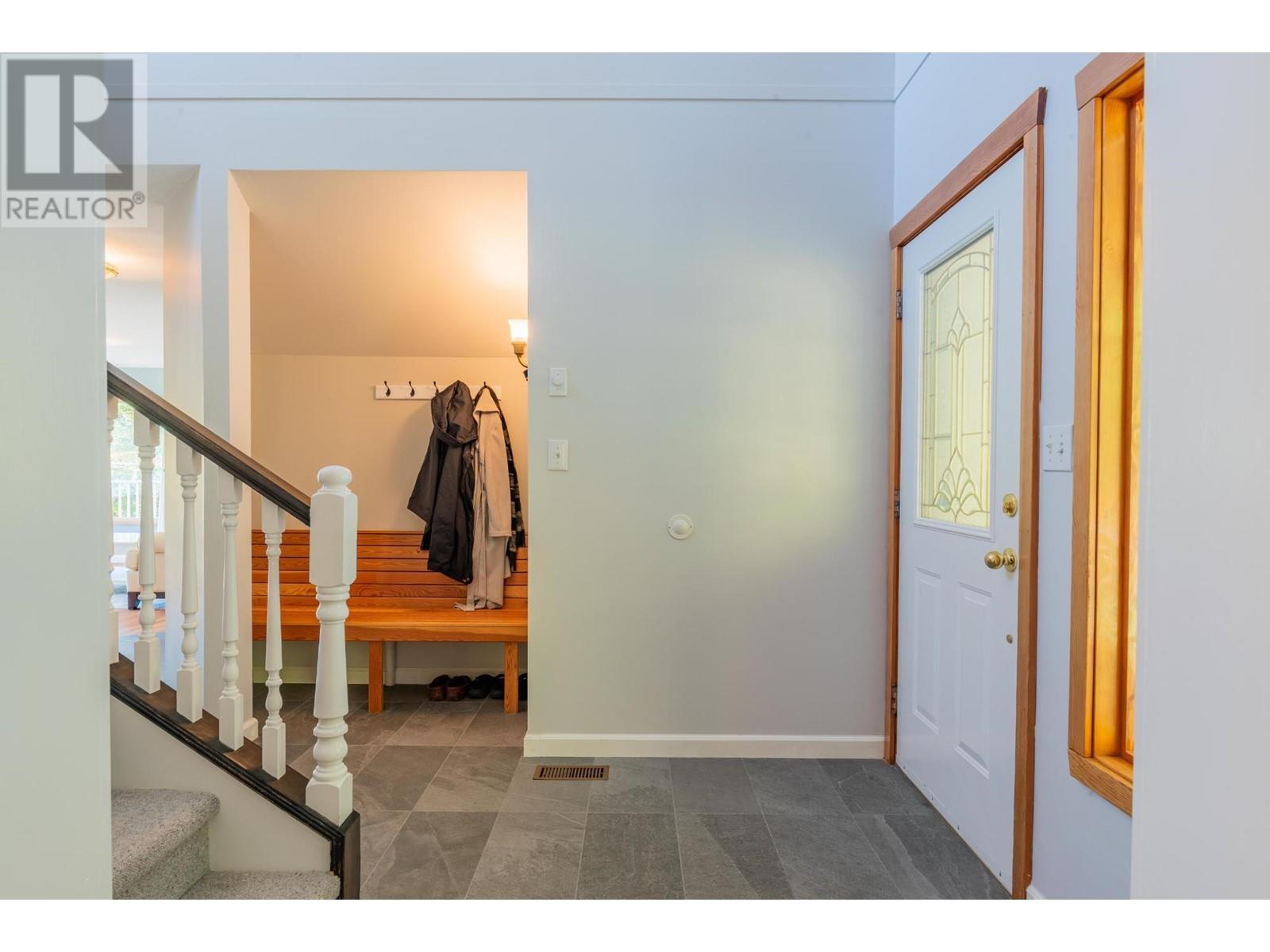 350 Johnstone Road, Nelson, British Columbia  V1L 6J1 - Photo 23 - 10348576