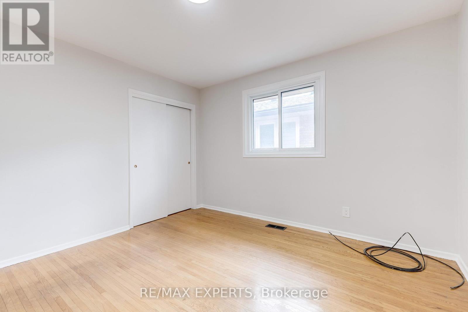 78 Atwater Crescent, Hamilton, Ontario  L9C 2E7 - Photo 26 - X12147230