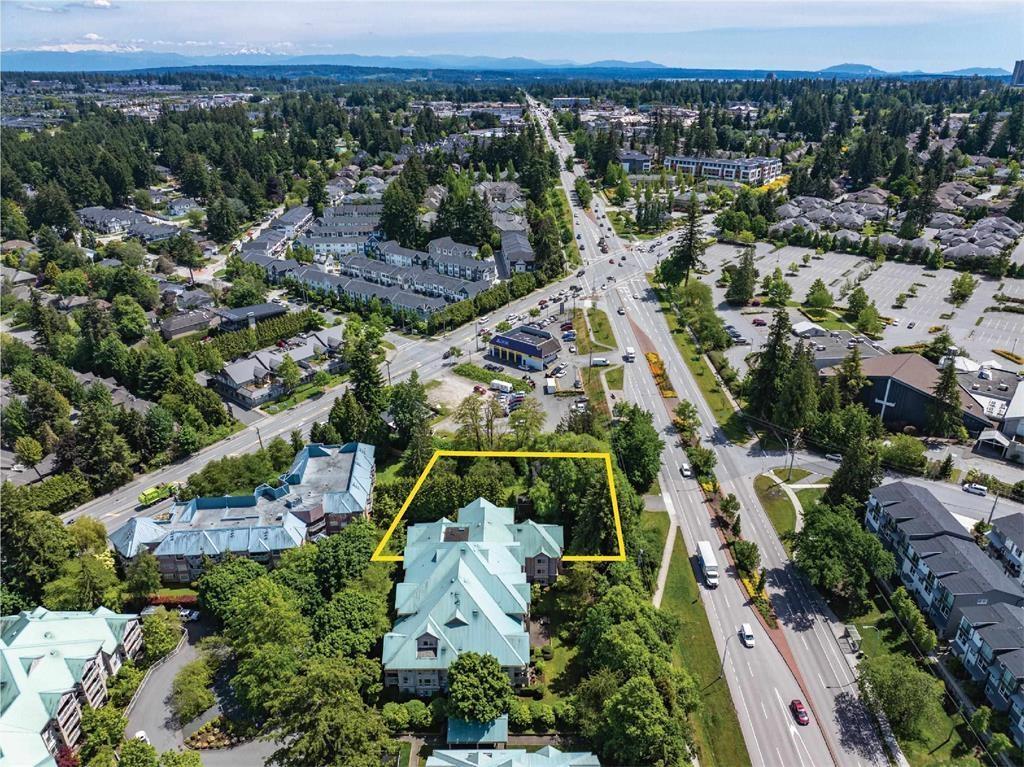 Property at 2812 KING GEORGE BOULEVARD image 2