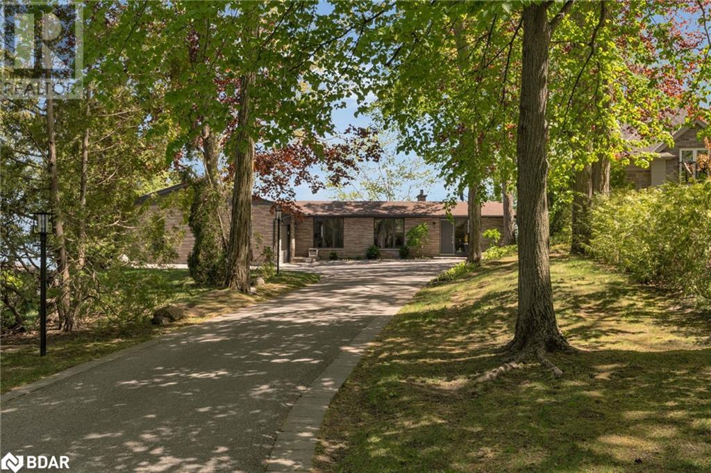 416 Bay Street, Orillia, Ontario  L3V 3X4 - Photo 3 - 40706090
