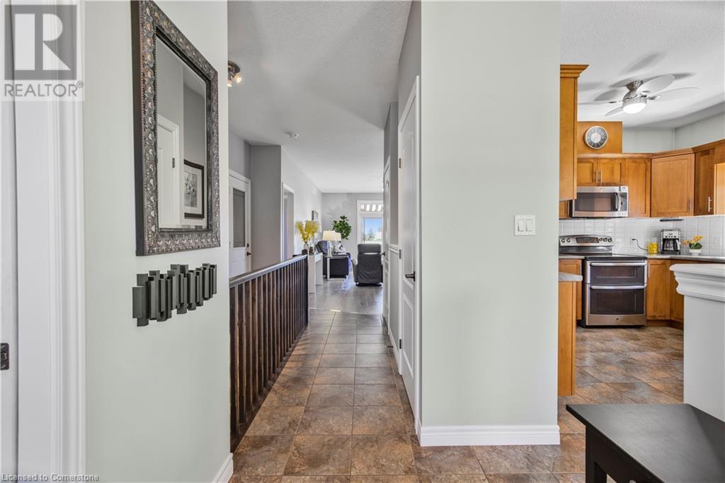11 Hillgartner Lane, Binbrook, Ontario  L0R 1C0 - Photo 4 - 40730081