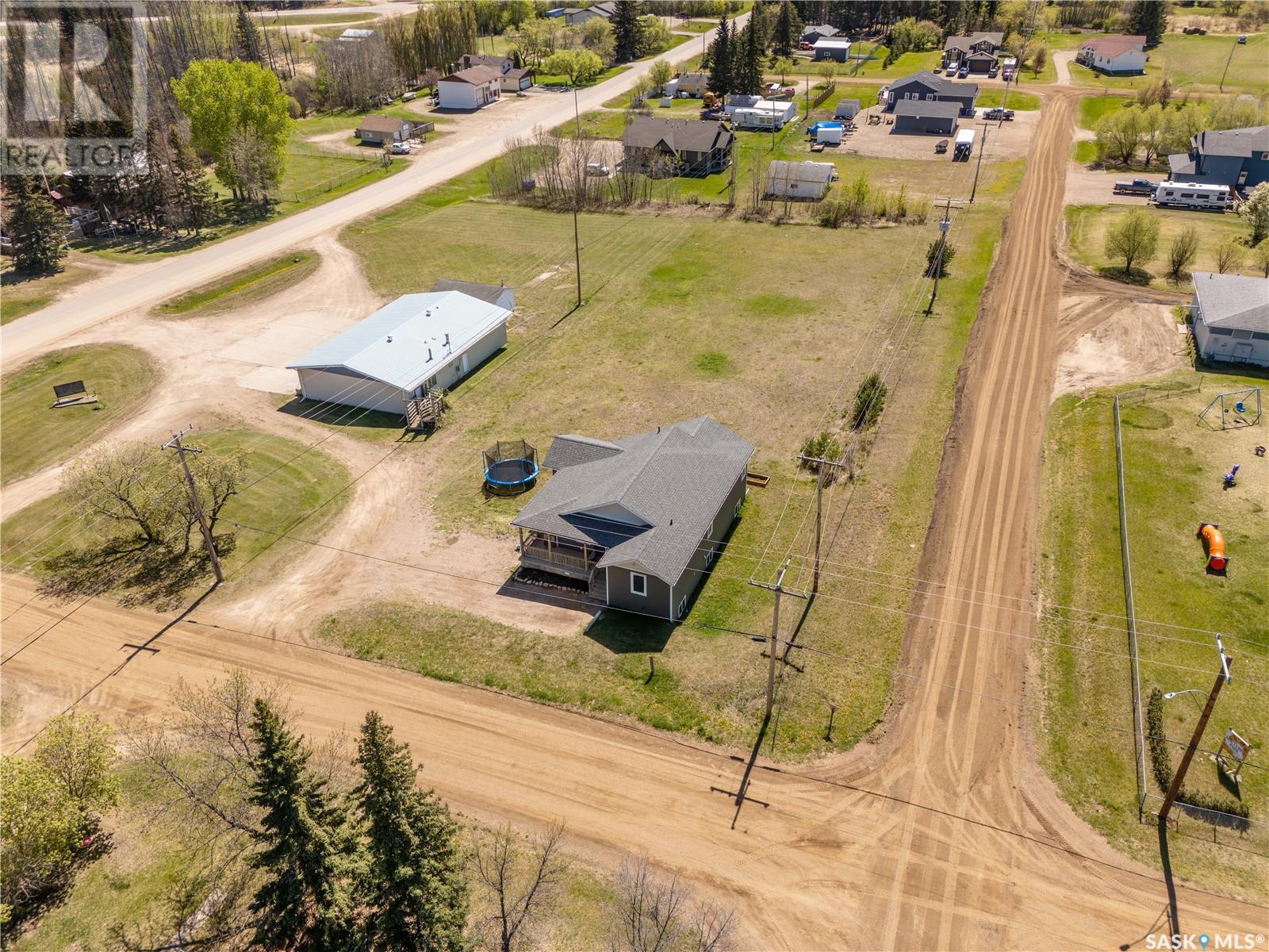 190 1st Street W, Pierceland, Saskatchewan  S0M 2K0 - Photo 29 - SK998641