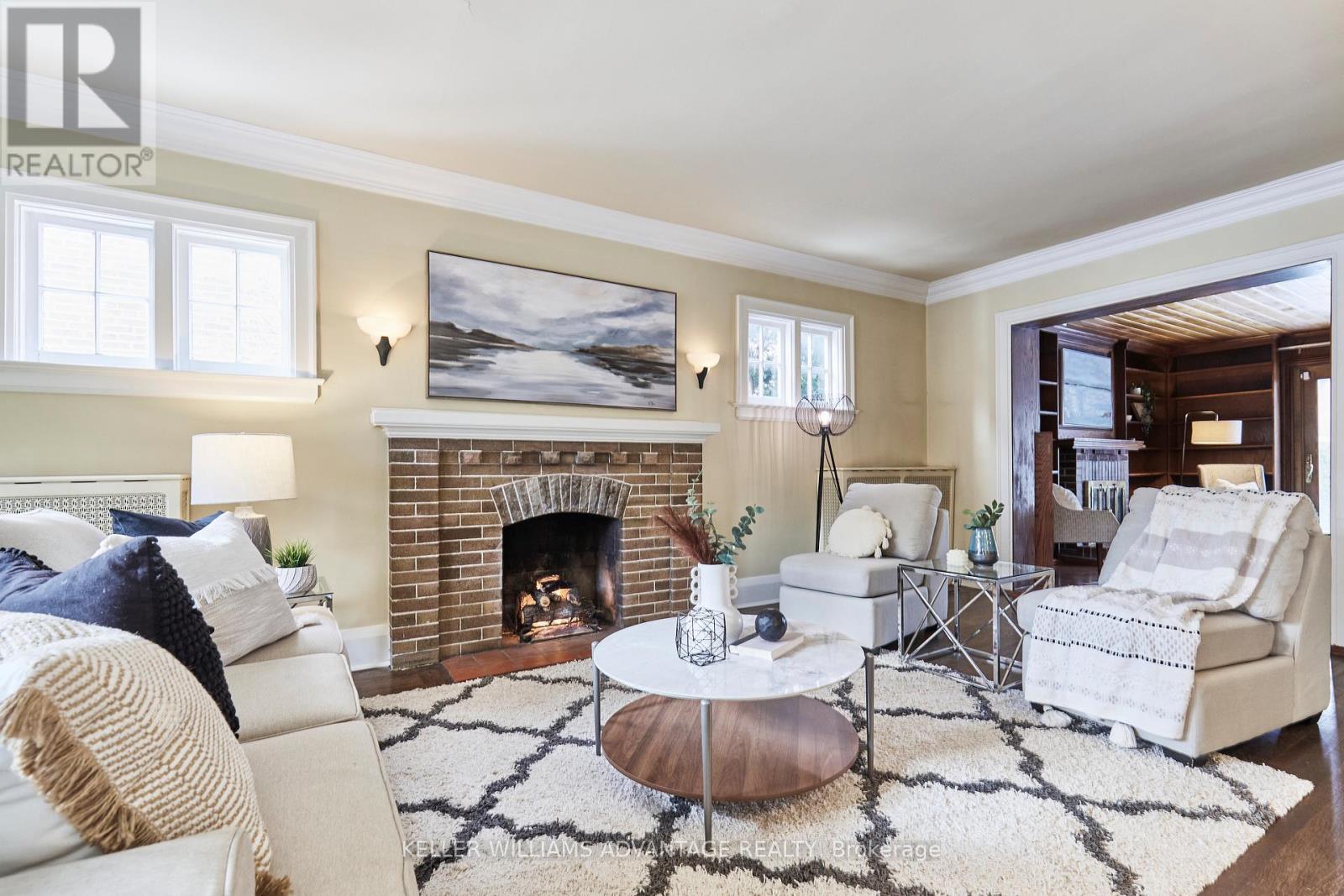 Property at 210 GLENCAIRN AVENUE image 5