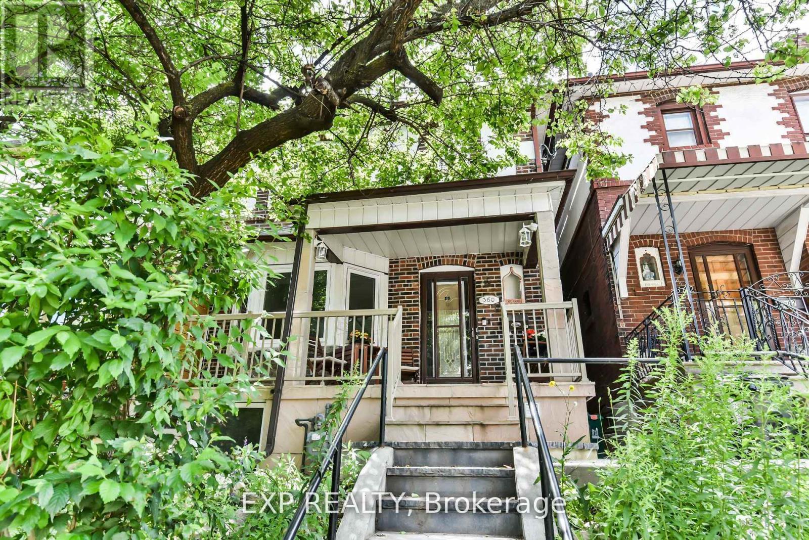 360 ROXTON ROAD, Toronto, Ontario