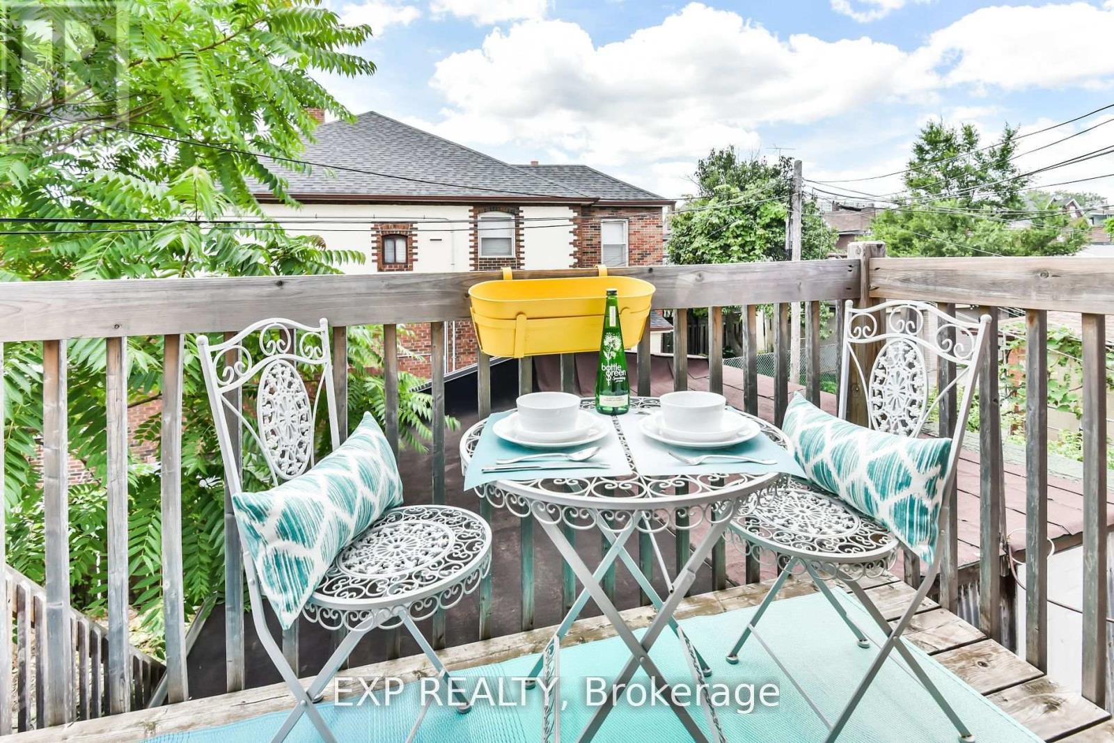 360 Roxton Road, Toronto, Ontario  M6G 3R2 - Photo 11 - C12163726