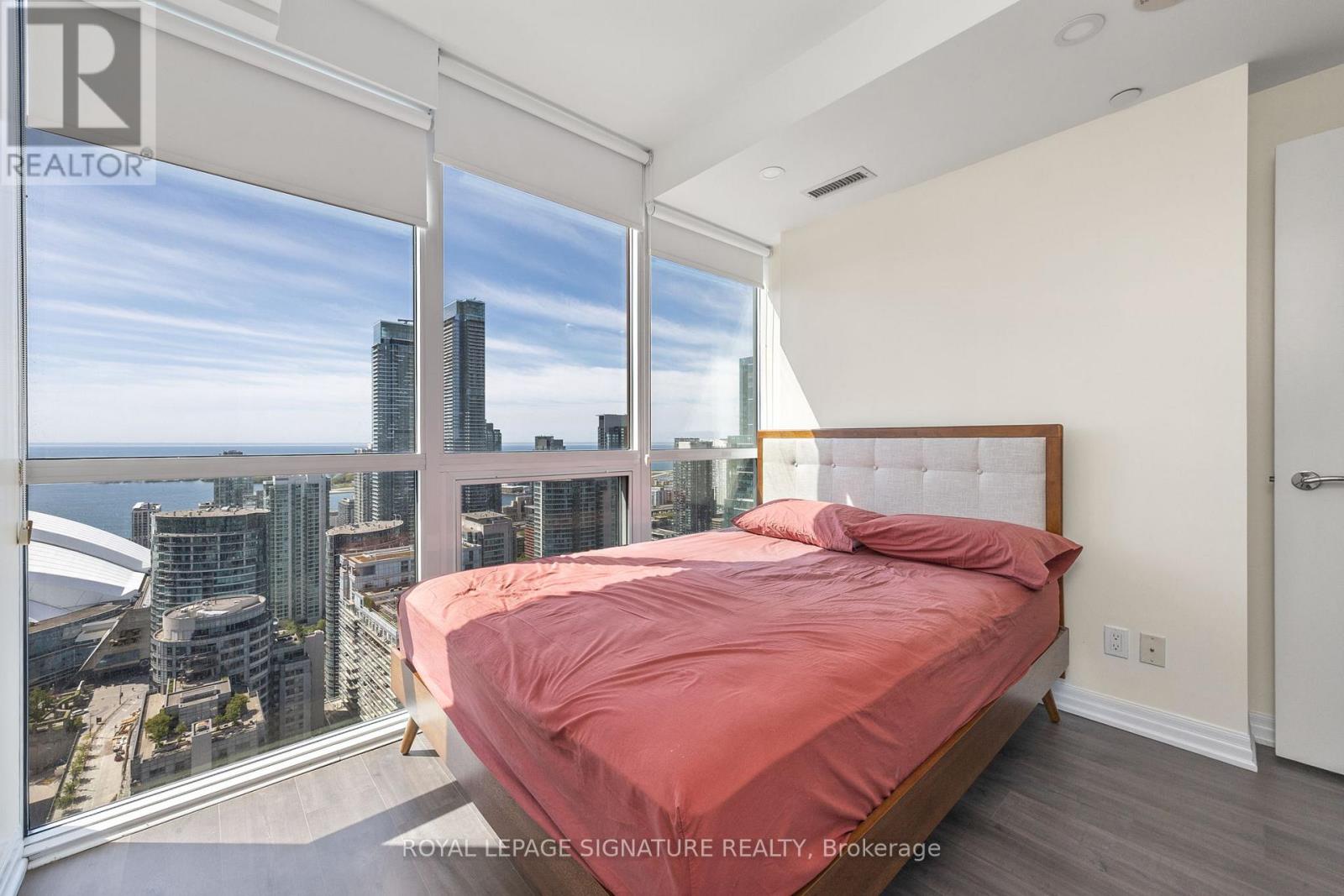 3904 - 88 Blue Jays Way S, Toronto, Ontario  M5V 0L7 - Photo 17 - C12163779