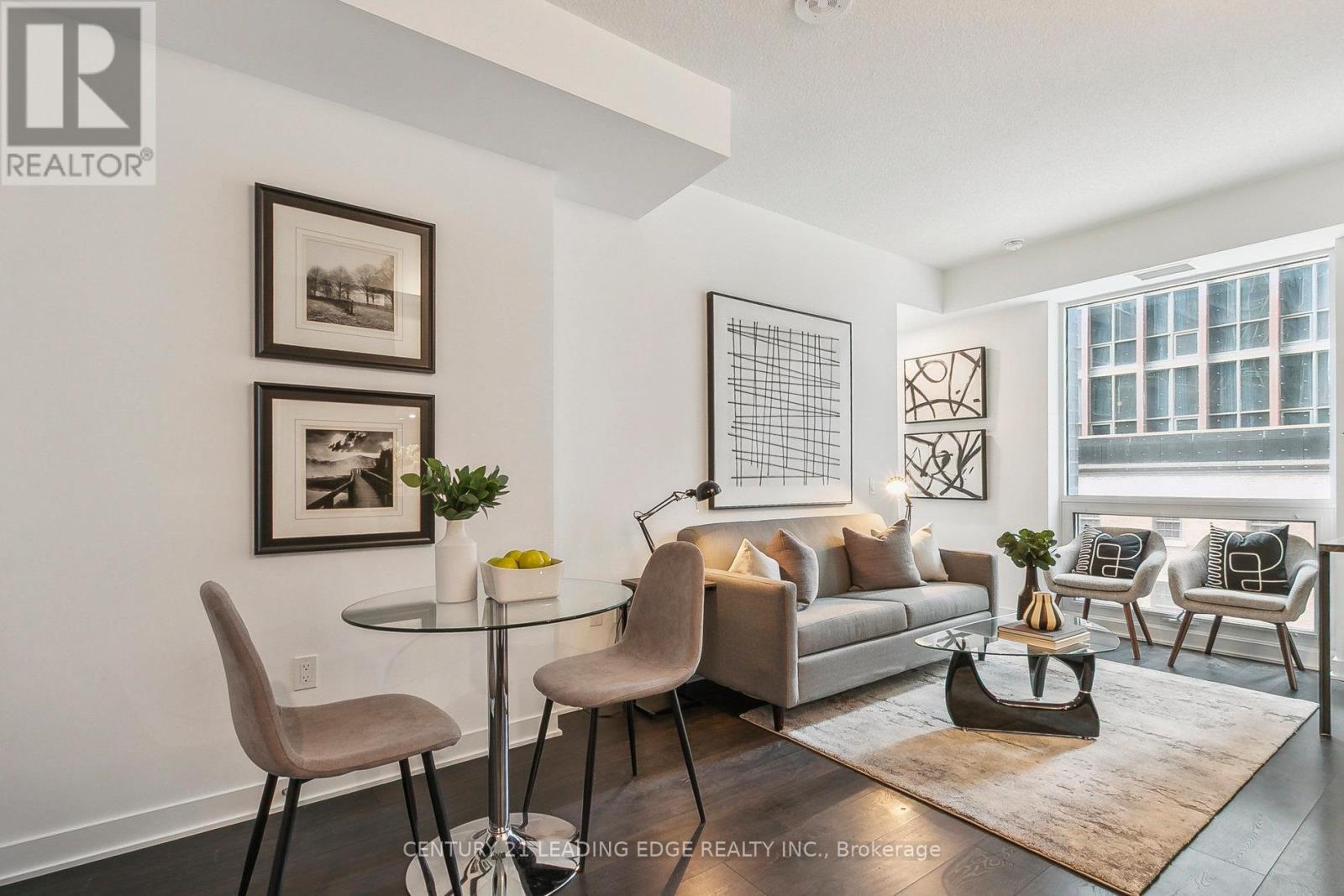 519 - 115 Blue Jays Way, Toronto, Ontario  M5V 0N4 - Photo 1 - C12163814