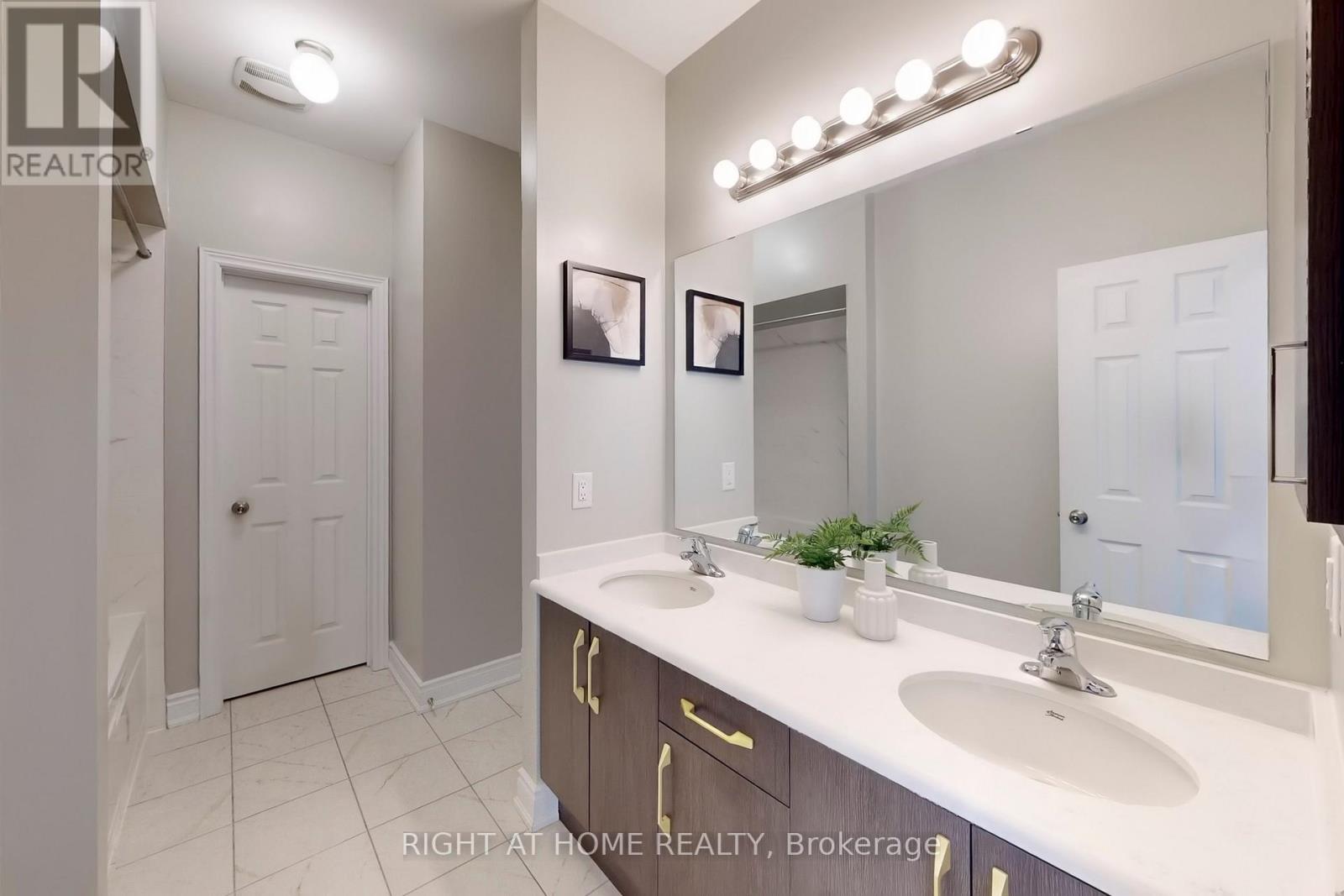 19 Creedon Crescent, Ajax, Ontario  L1T 4P7 - Photo 44 - E12163775