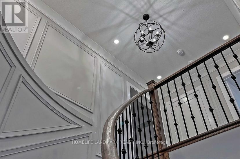 29 Prosperity Way, East Gwillimbury, Ontario  L9N 0V1 - Photo 10 - N12163675