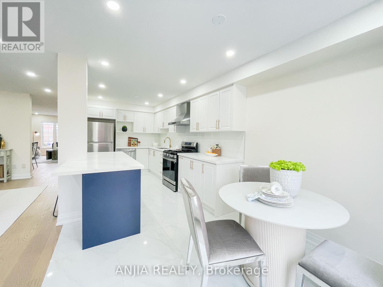 2330 Bur Oak Avenue, Markham, Ontario  L6E 1L7 - Photo 11 - N12163676