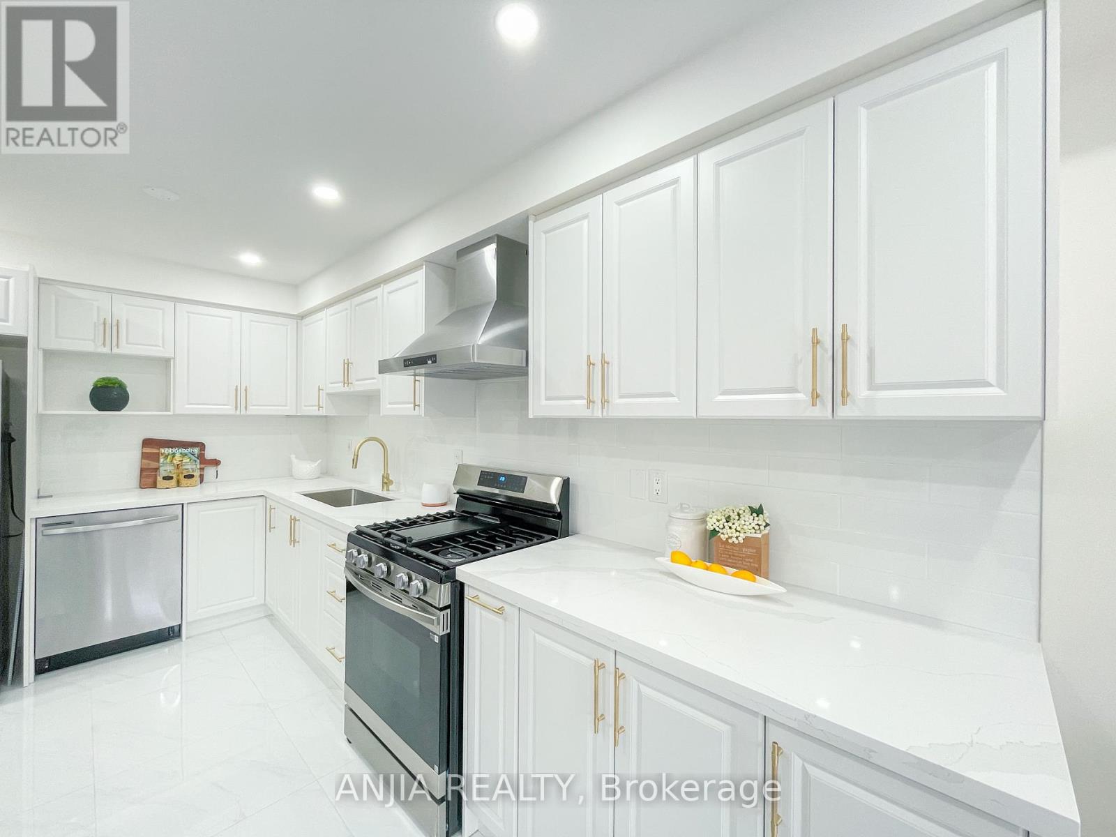 2330 Bur Oak Avenue, Markham, Ontario  L6E 1L7 - Photo 14 - N12163676