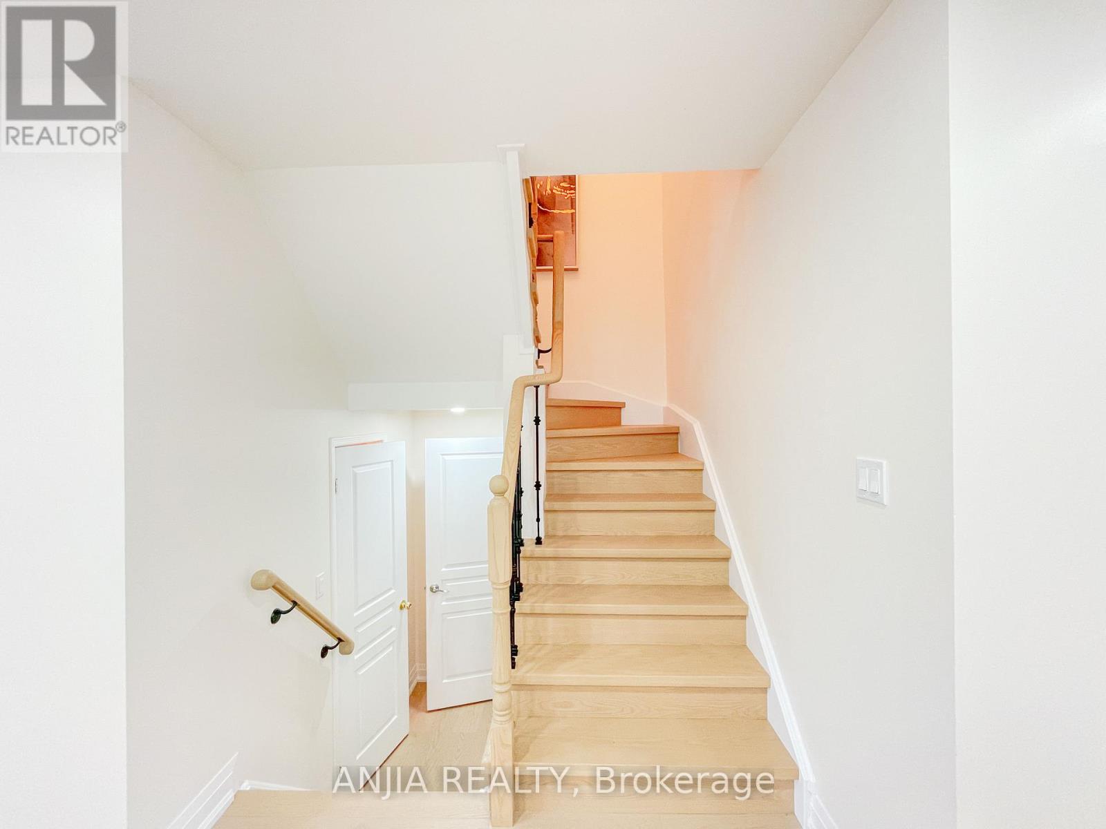 2330 Bur Oak Avenue, Markham, Ontario  L6E 1L7 - Photo 19 - N12163676