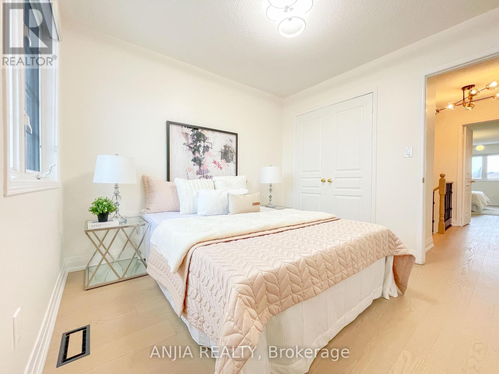 2330 Bur Oak Avenue, Markham, Ontario  L6E 1L7 - Photo 26 - N12163676
