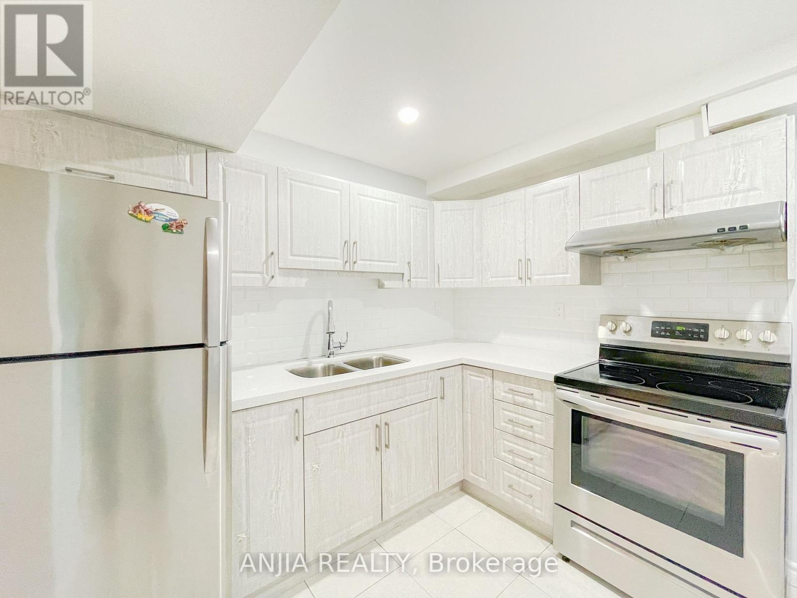 2330 Bur Oak Avenue, Markham, Ontario  L6E 1L7 - Photo 44 - N12163676