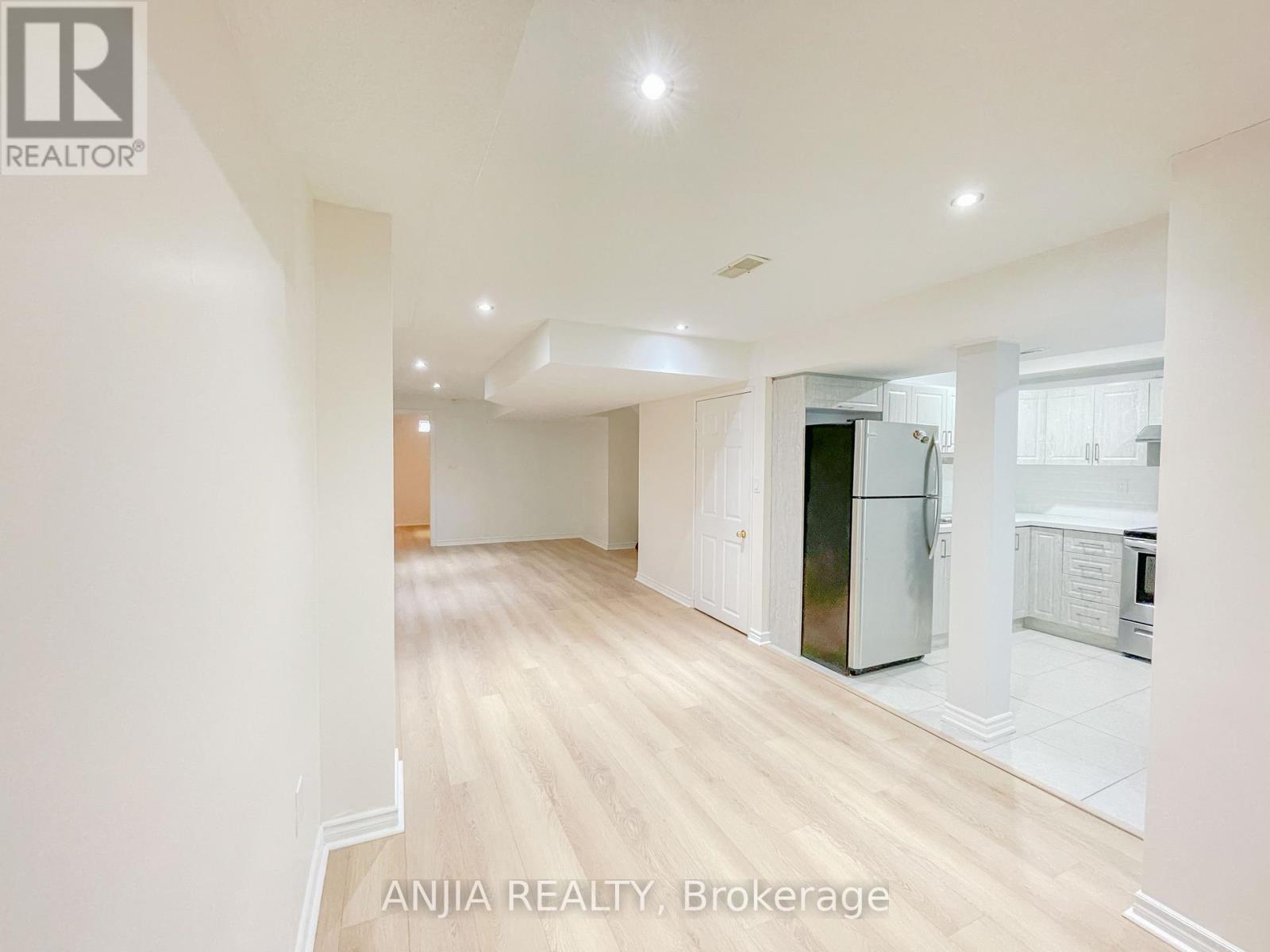 2330 Bur Oak Avenue, Markham, Ontario  L6E 1L7 - Photo 45 - N12163676