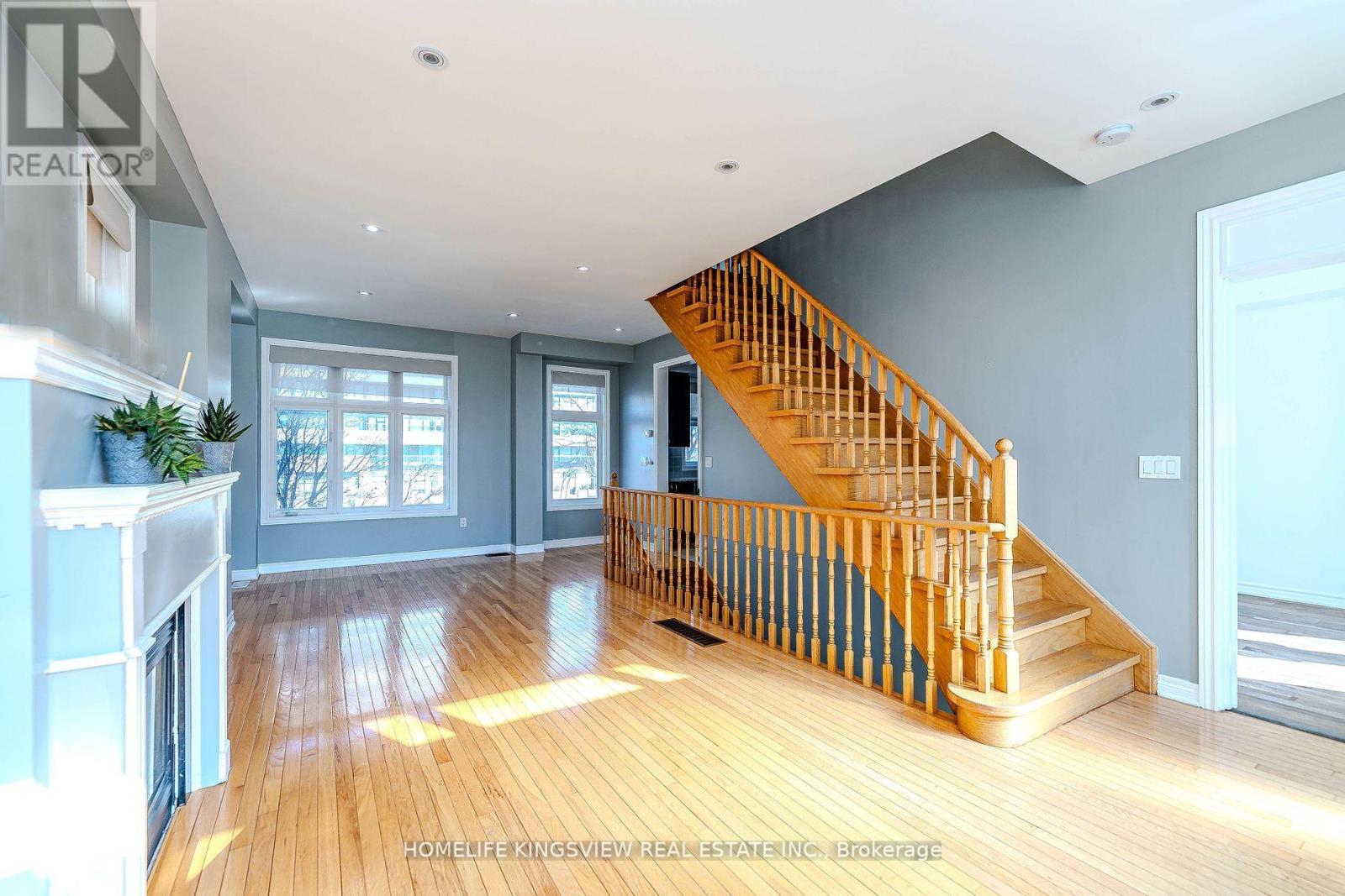 4731 Highway 7, Vaughan, Ontario  L4L 1S6 - Photo 12 - N12163700