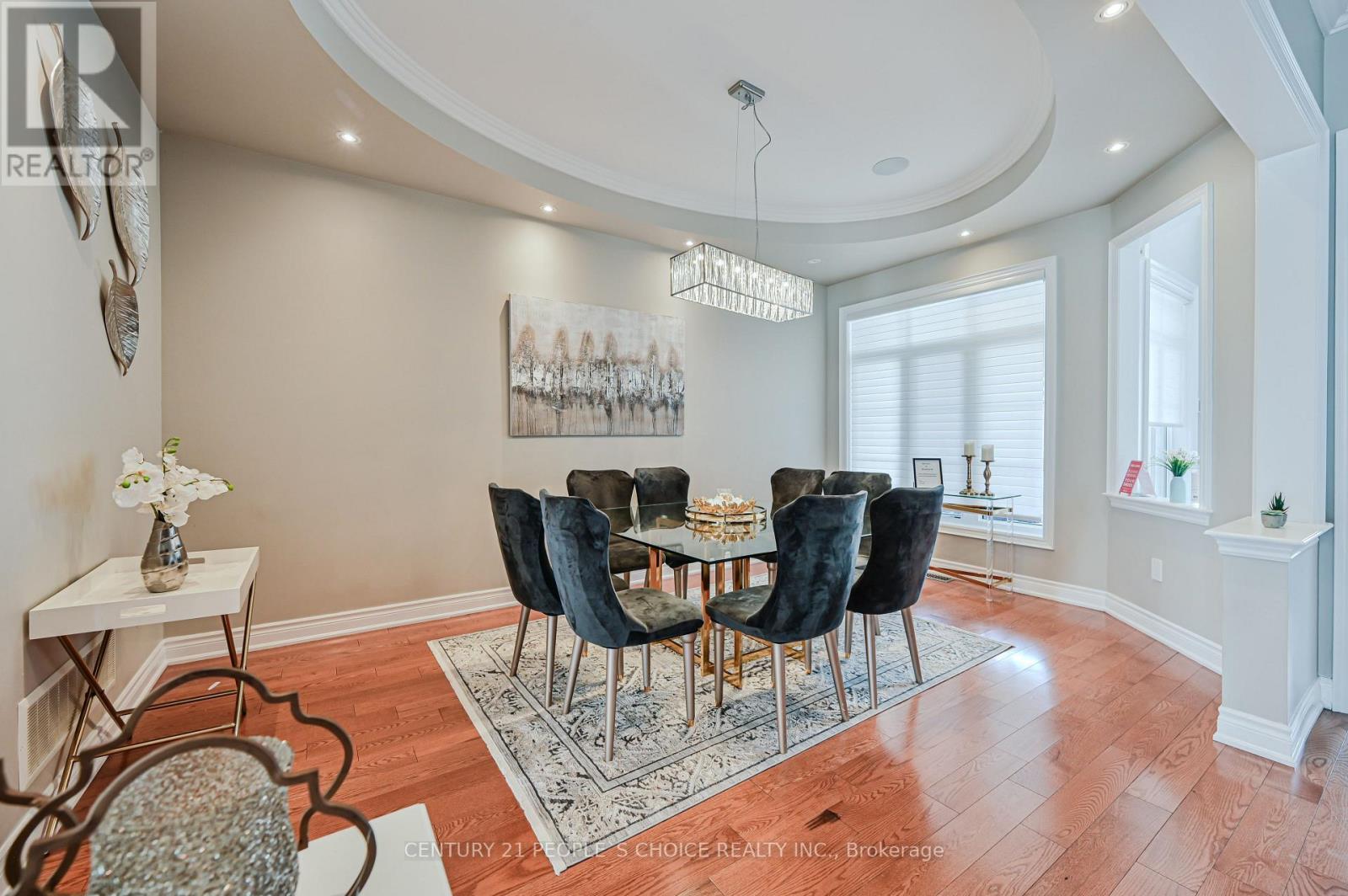 39 Munsie Drive, King, Ontario  L7B 0N8 - Photo 10 - N12163765