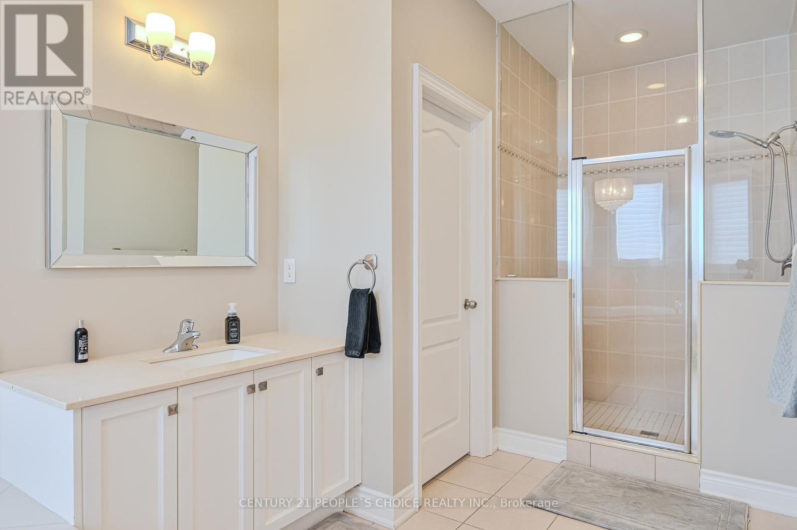 39 Munsie Drive, King, Ontario  L7B 0N8 - Photo 26 - N12163765