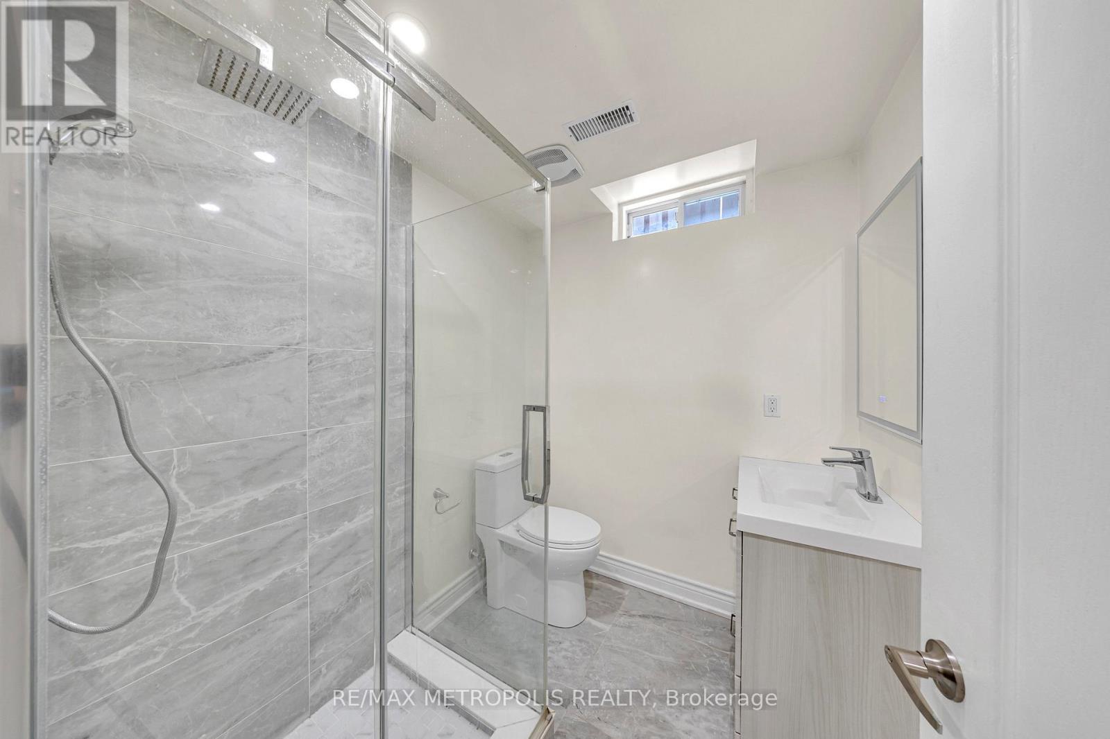 10 Snowcreek Street, Markham, Ontario  L6B 0K5 - Photo 42 - N12163820