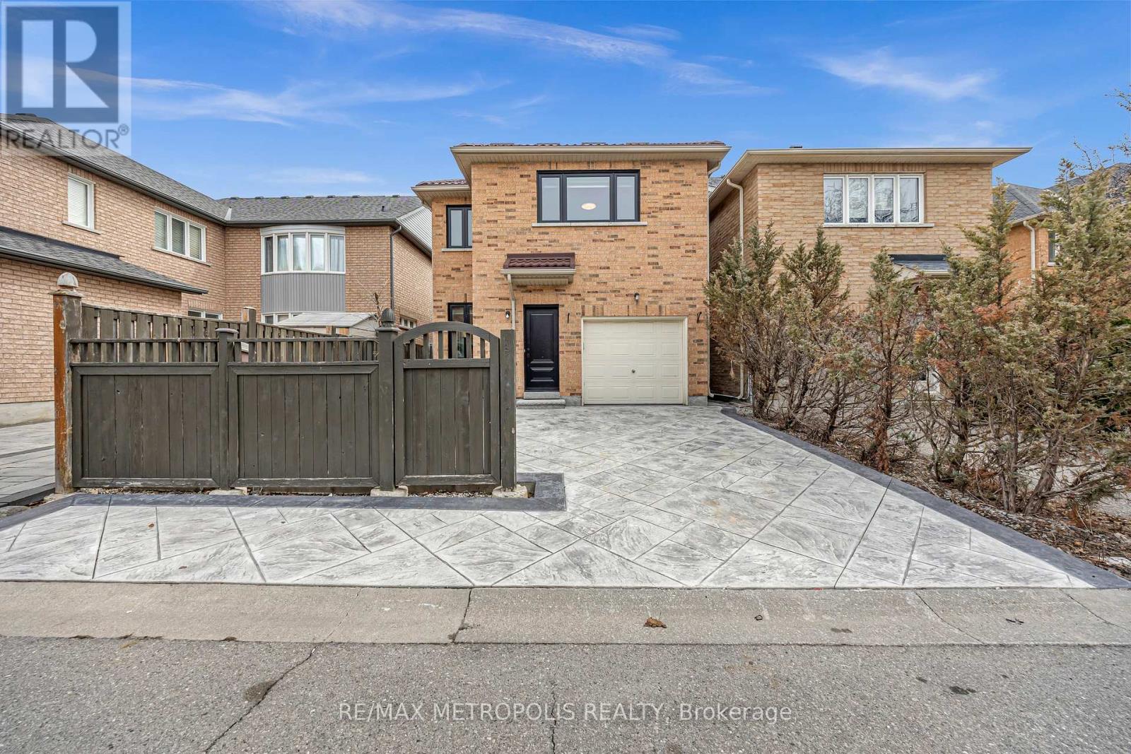 10 Snowcreek Street, Markham, Ontario  L6B 0K5 - Photo 46 - N12163820
