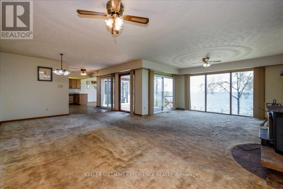 2225 Lakeshore Road E, Oro-Medonte, Ontario  L0L 1T0 - Photo 16 - S12163801