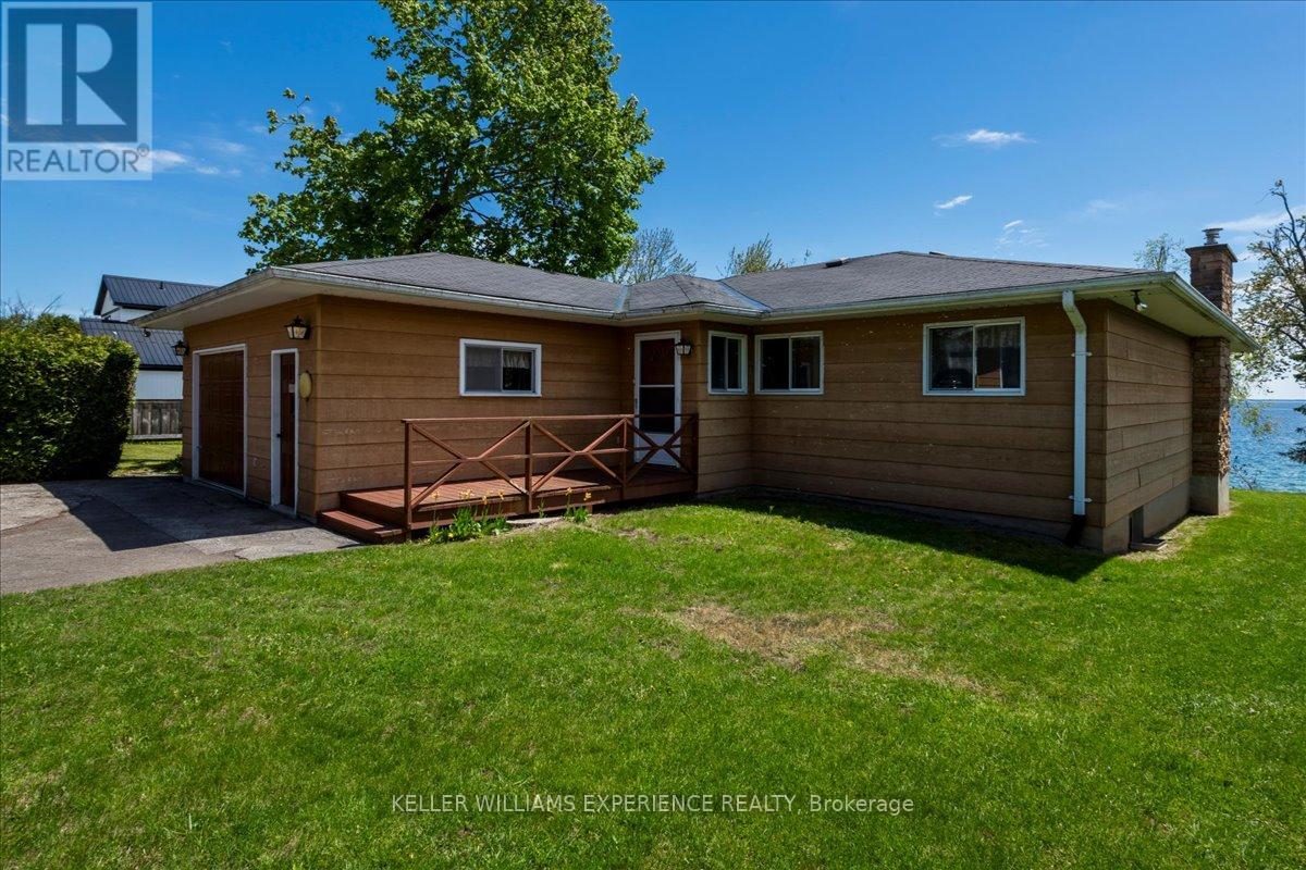 2225 Lakeshore Road E, Oro-Medonte, Ontario  L0L 1T0 - Photo 31 - S12163801