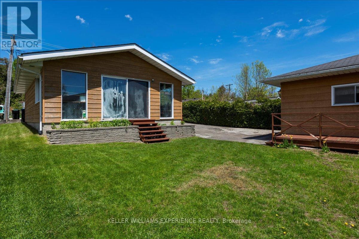 2225 Lakeshore Road E, Oro-Medonte, Ontario  L0L 1T0 - Photo 32 - S12163801