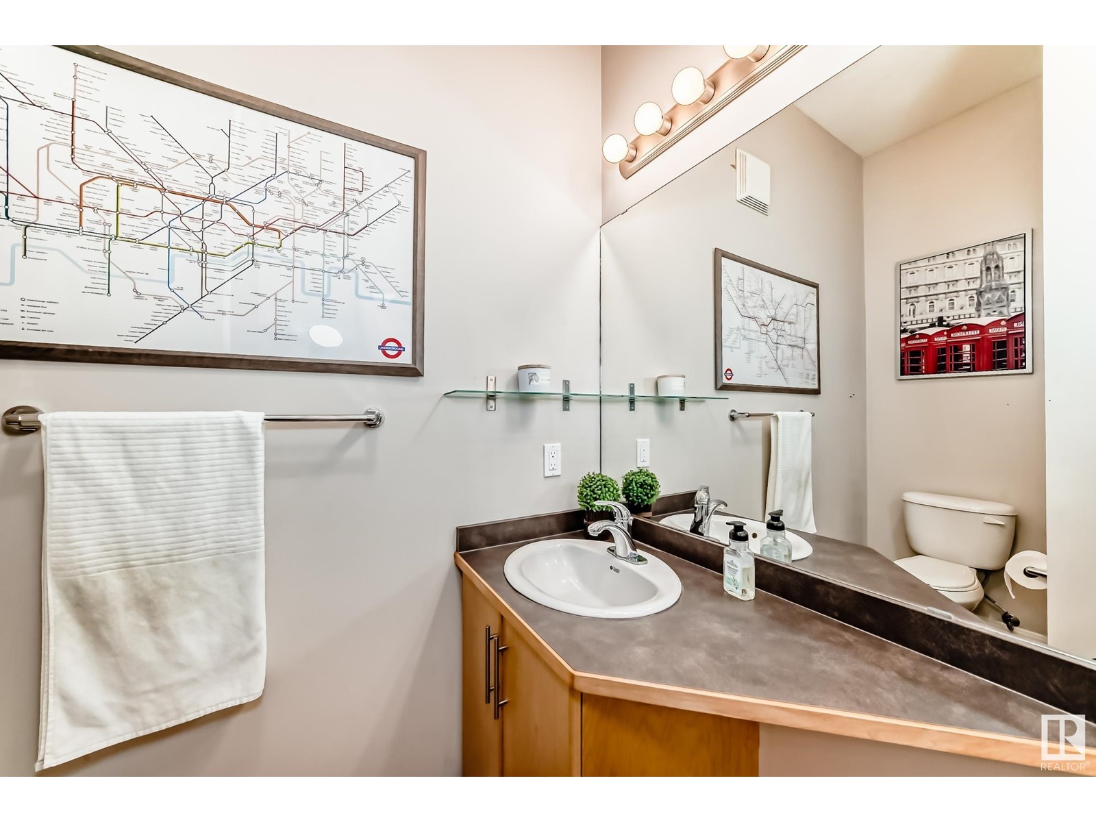 #303 10531 117 St Nw, Edmonton, Alberta  T5H 0A8 - Photo 28 - E4437636
