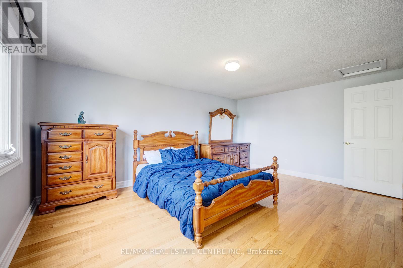 6539 Edenwood Drive, Mississauga, Ontario  L5N 3H2 - Photo 29 - W12163670