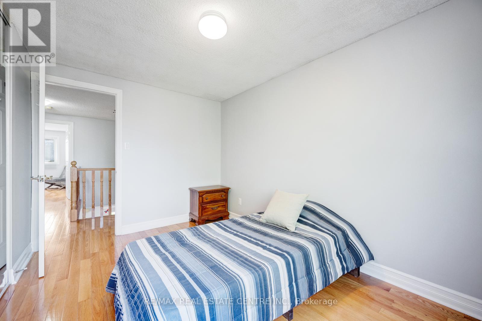 6539 Edenwood Drive, Mississauga, Ontario  L5N 3H2 - Photo 36 - W12163670