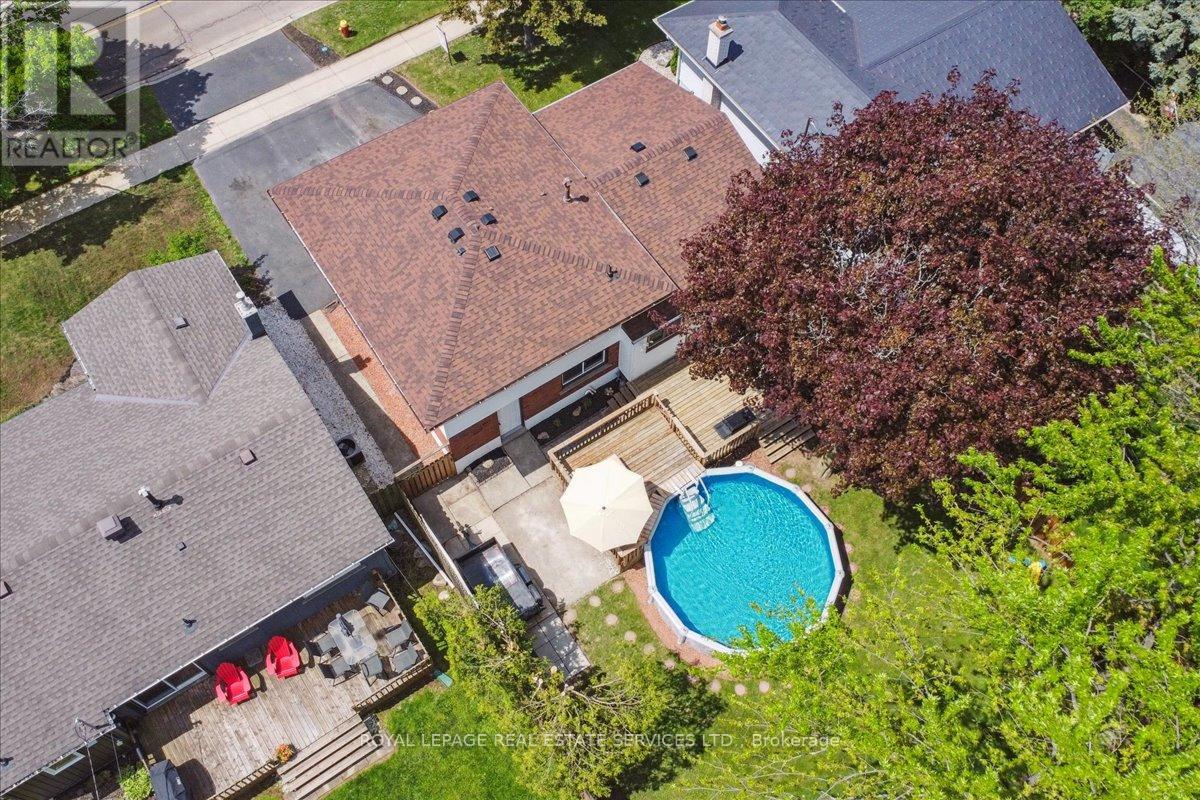 355 Hampton Heath Road, Burlington, Ontario  L7L 4R1 - Photo 17 - W12163673