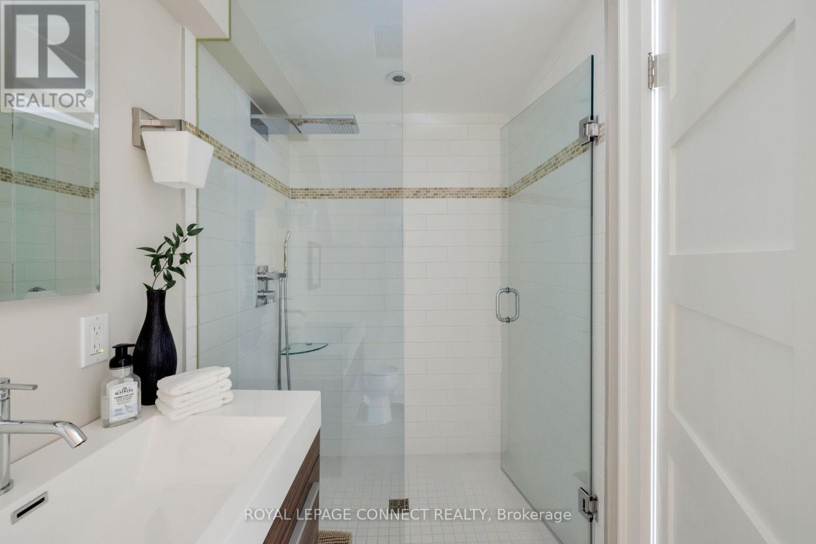 49 Evelyn Avenue, Toronto, Ontario  M6P 2Z2 - Photo 31 - W12163752