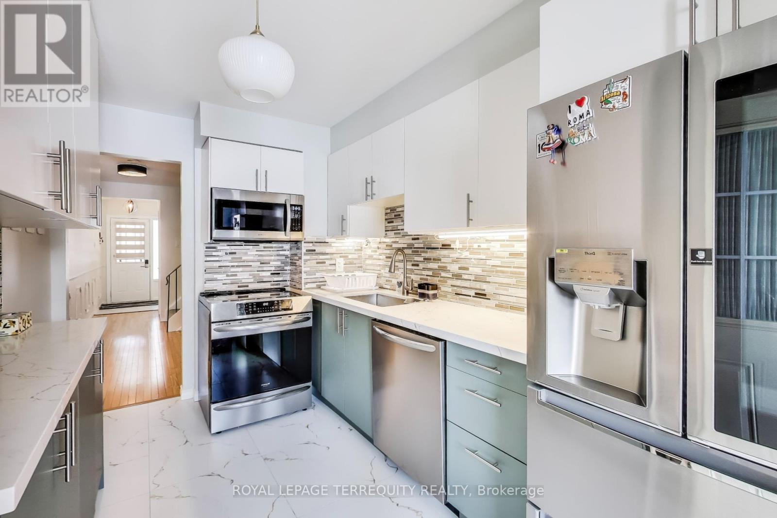 52 - 2020 South Millway, Mississauga, Ontario  L5L 1K2 - Photo 11 - W12163790